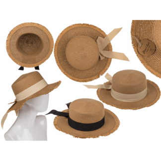 Straw Hat with ribbon. basic chic,